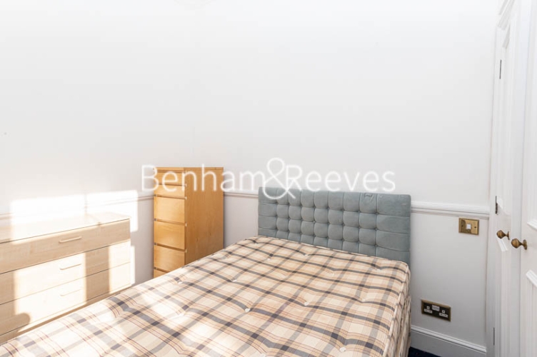 2 bedrooms flat to rent in Lyndhurst Road, Hampstead, NW3-image 9