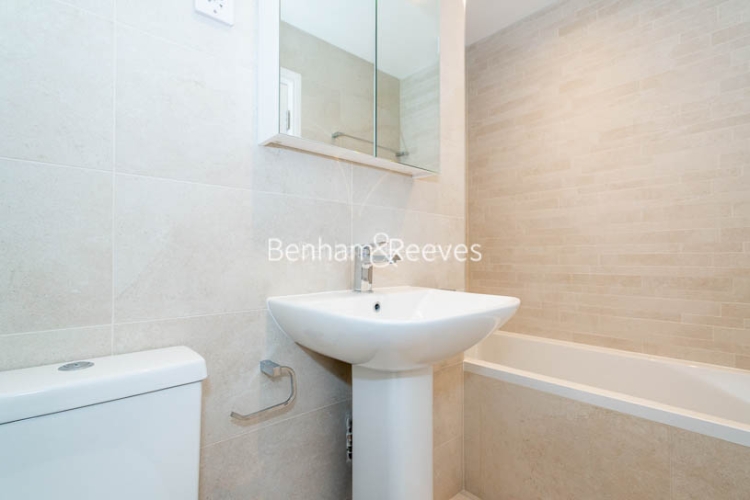 2 bedrooms flat to rent in Parkhill Road, Belsize Park, NW3-image 4