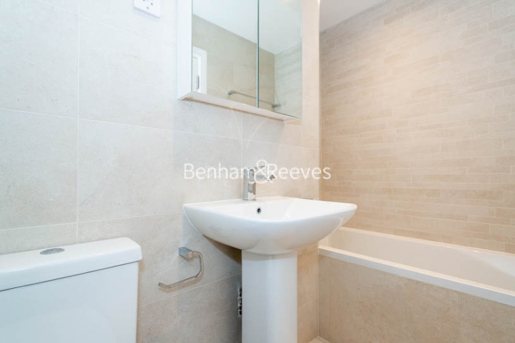 2  bedrooms flat to rent in Parkhill Road, Belsize Park, NW3-image 4