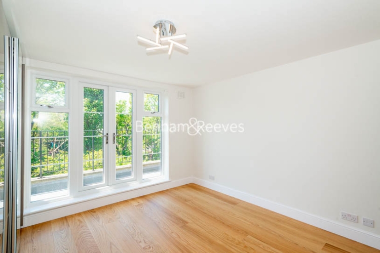 2  bedrooms flat to rent in Parkhill Road, Belsize Park, NW3-image 12