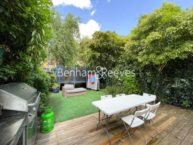 5 bedrooms house to rent in North End Road, Hampstead, NW11-image 10