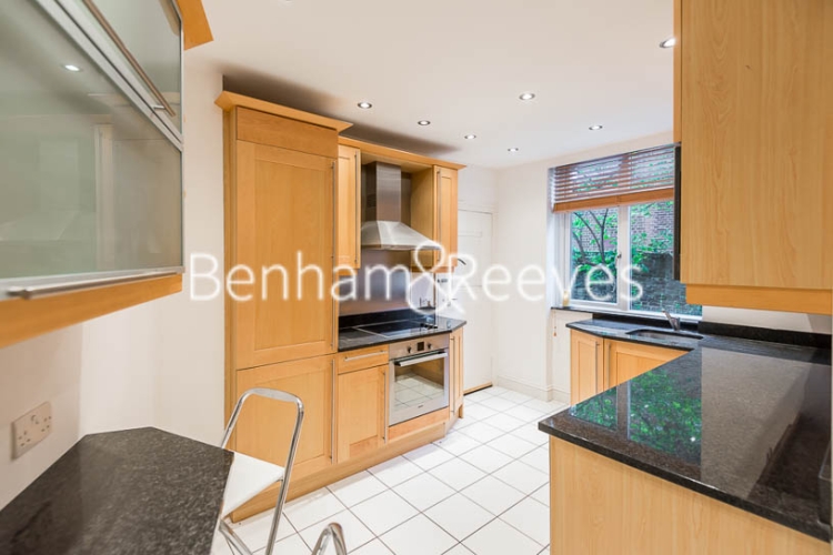 3  bedrooms flat to rent in Avenue Road, Hampstead, NW8-image 2