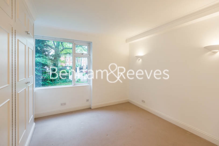 3  bedrooms flat to rent in Avenue Road, Hampstead, NW8-image 11