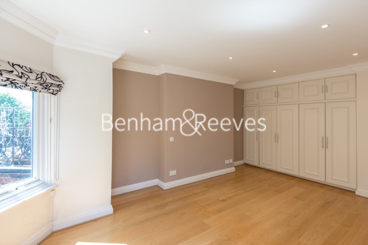 3 bedrooms flat to rent in Greencroft Gardens, South Hampstead, NW6-image 8