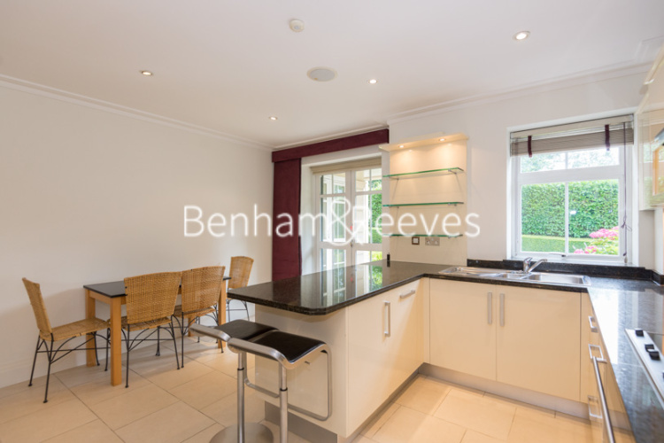 3 bedrooms flat to rent in Hampstead Way, Golders Green, NW11-image 8