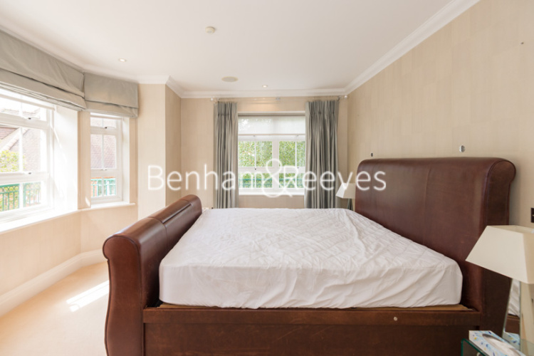 3 bedrooms flat to rent in Hampstead Way, Golders Green, NW11-image 9