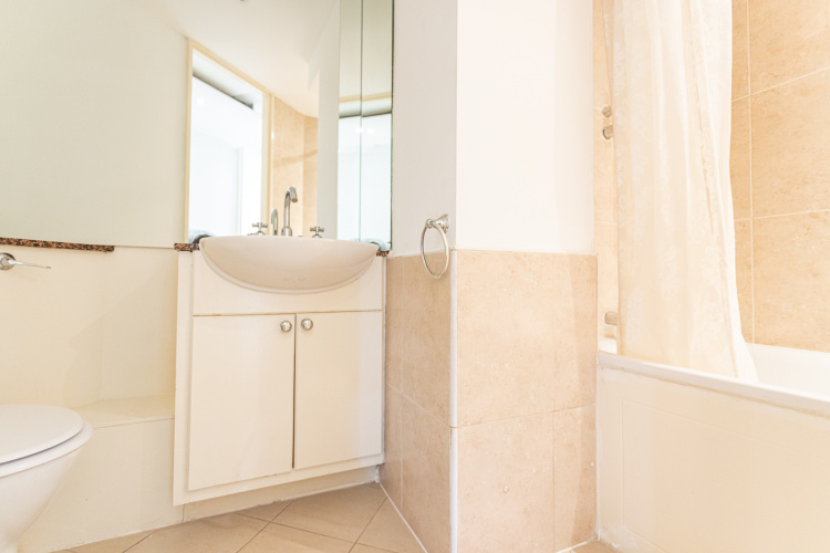 3  bedrooms flat to rent in St. John's Wood Park, St. John's Wood, NW8-image 9