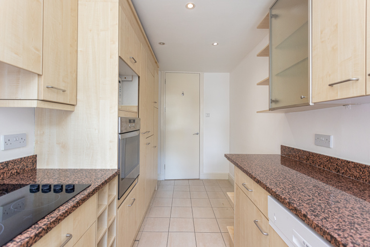 3  bedrooms flat to rent in St. John's Wood Park, St. John's Wood, NW8-image 16