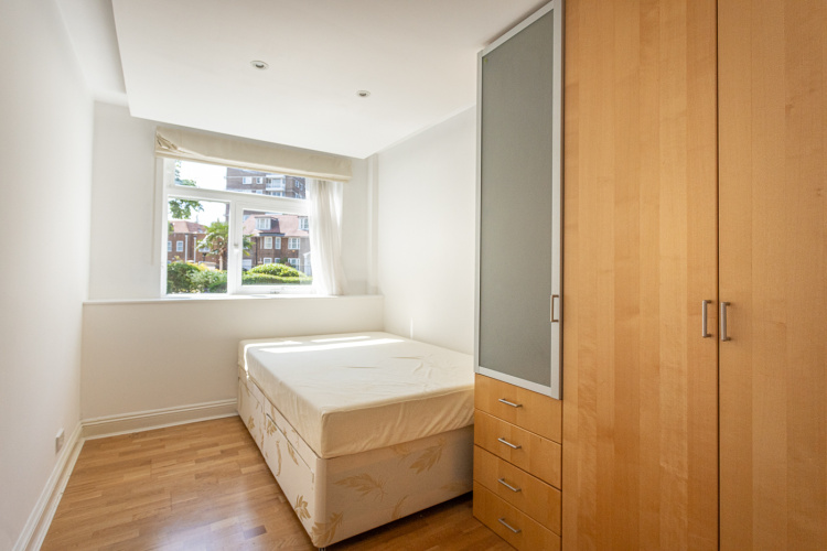 3  bedrooms flat to rent in St. John's Wood Park, St. John's Wood, NW8-image 23
