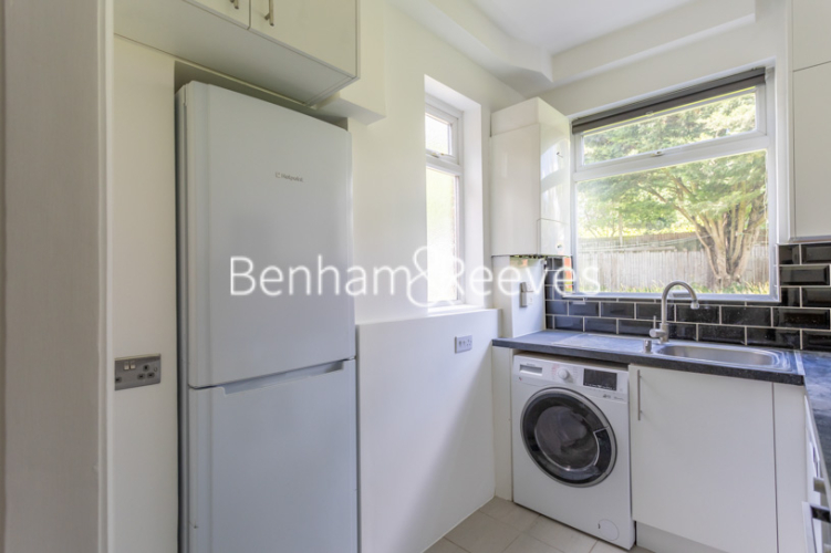 2  bedrooms flat to rent in Wessex Way, Golders Green, NW11-image 7