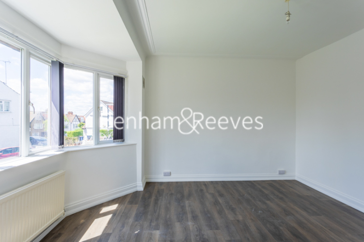 2  bedrooms flat to rent in Wessex Way, Golders Green, NW11-image 14