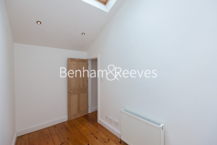 2  bedrooms flat to rent in Maryon Mews, Hampstead Heath, NW3-image 7