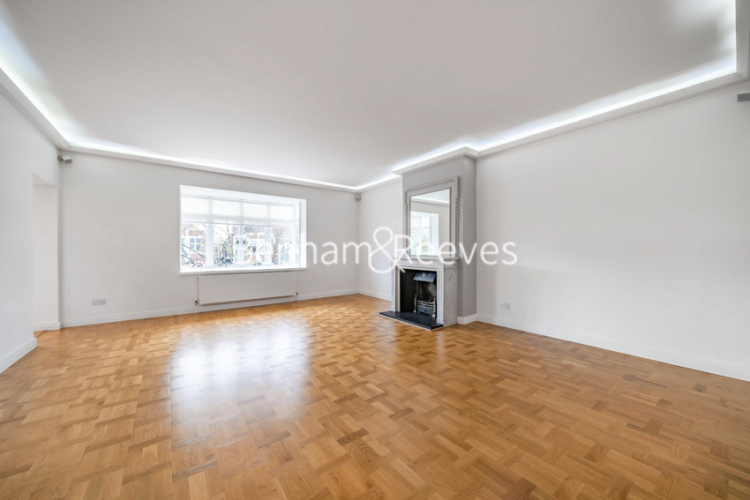 3 bedrooms house to rent in Bracknell Lodge, Hampstead, NW3-image 1