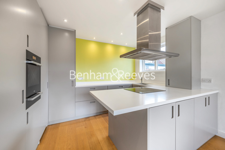 3 bedrooms house to rent in Bracknell Lodge, Hampstead, NW3-image 2