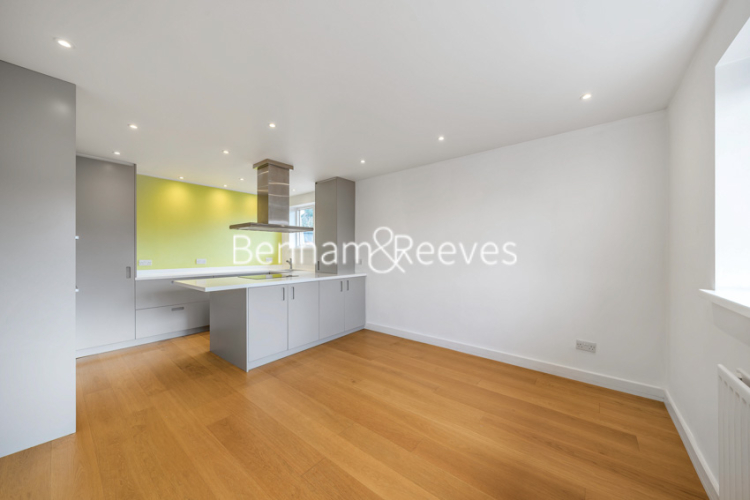 3 bedrooms house to rent in Bracknell Lodge, Hampstead, NW3-image 7