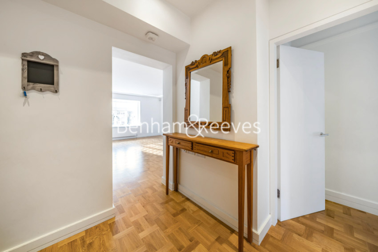 3 bedrooms house to rent in Bracknell Lodge, Hampstead, NW3-image 9