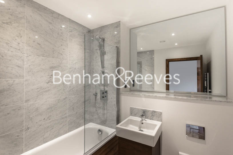 3 bedroom(s) flat to rent in Maygrove Road, West Hampstead, NW6-image 4
