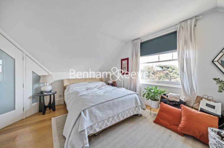 4  bedrooms flat to rent in Redington Road, Hampstead, NW3-image 3