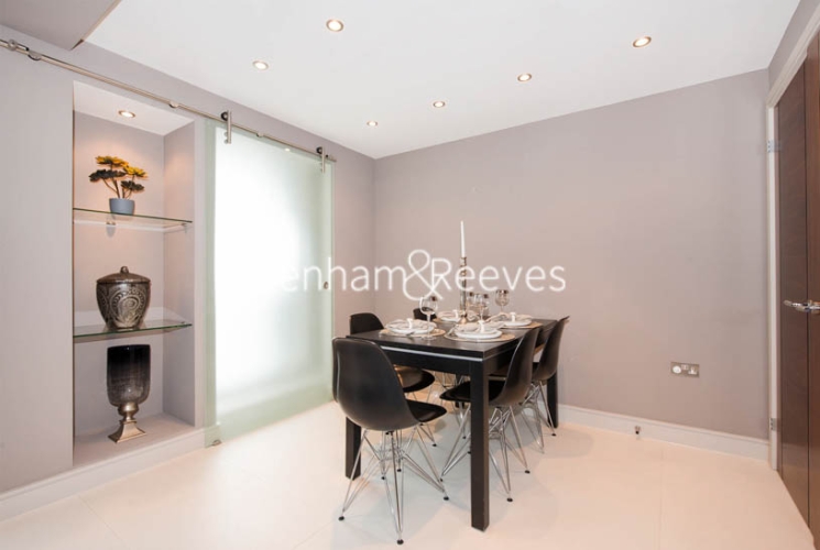 3 bedrooms flat to rent in St Johns Wood Park, Hampstead, NW8-image 3