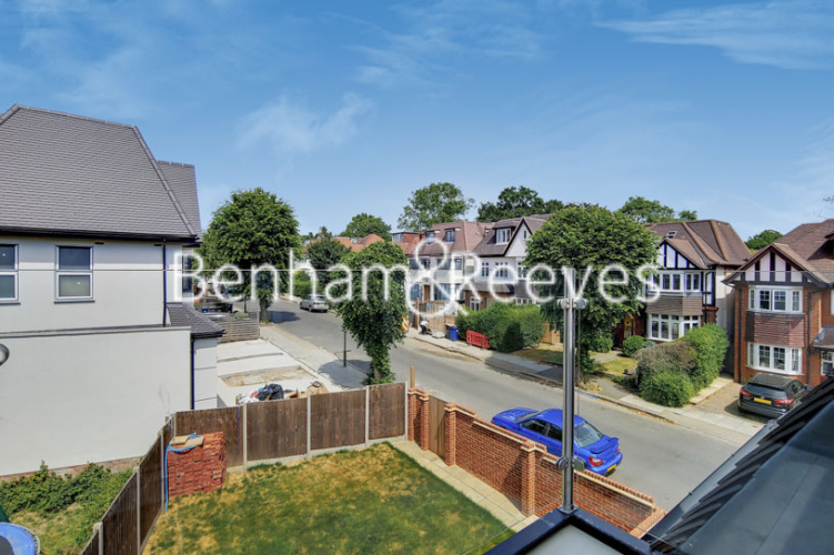 3  bedrooms flat to rent in Golders Green, Hampstead, NW11-image 10