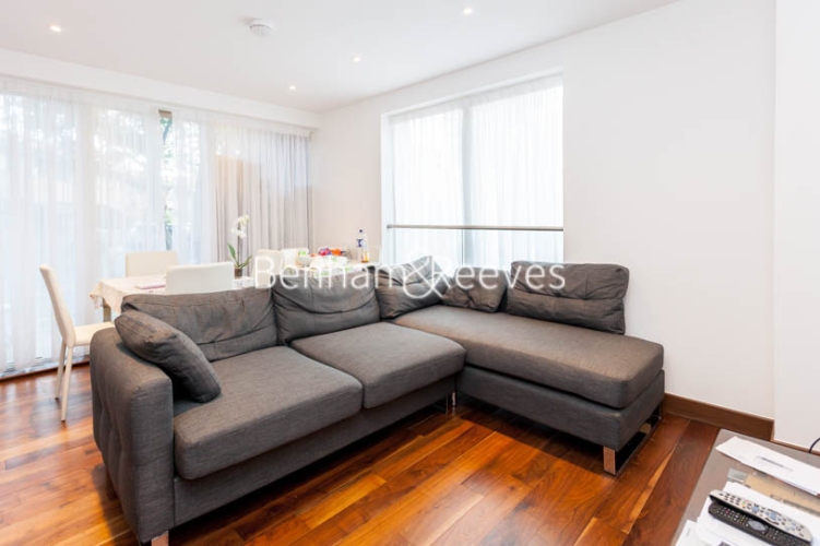 2  bedrooms flat to rent in Maygrove Road, West Hampstead, NW6-image 1
