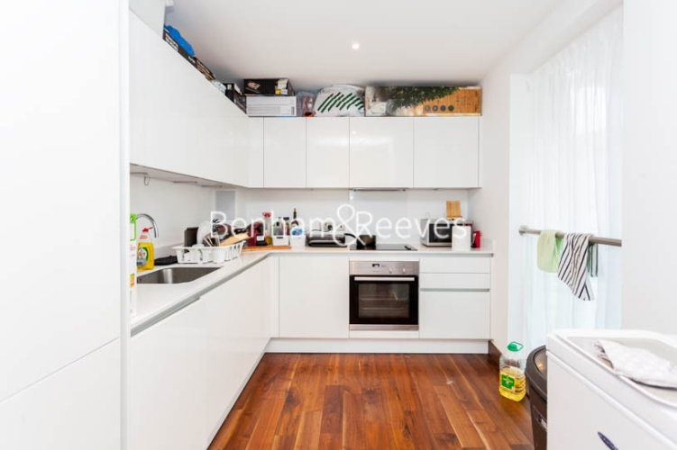 2  bedrooms flat to rent in Maygrove Road, West Hampstead, NW6-image 2
