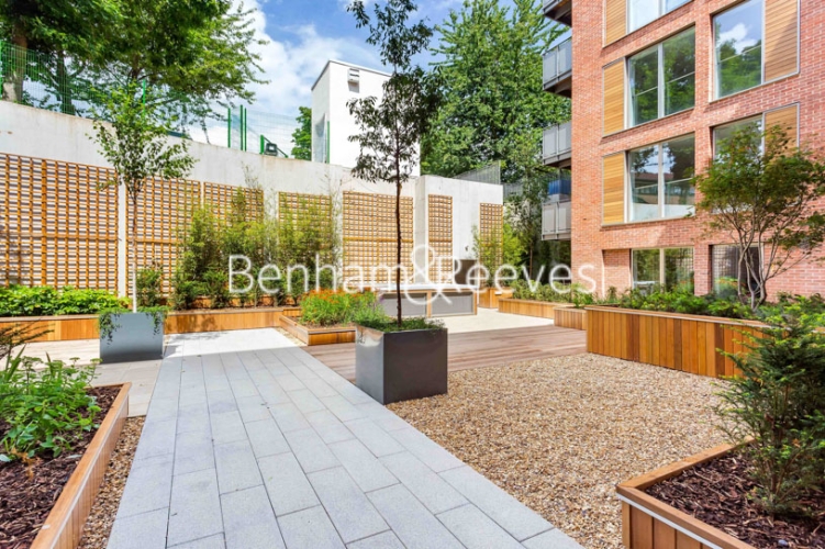 2  bedrooms flat to rent in Maygrove road, West Hampstead, NW6-image 11