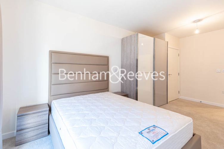 2 bedrooms flat to rent in Royal Engineers Way, Hampstead, NW7-image 9