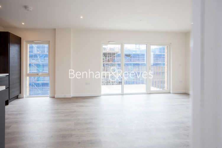 2 bedrooms flat to rent in Arum Apartments, Royal Engineers Way, NW7-image 10