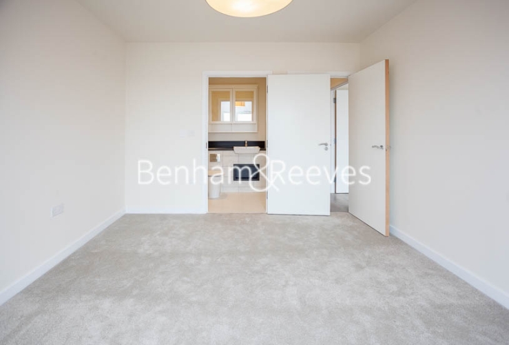 2 bedrooms flat to rent in Royal Engineers Way, Hampstead, NW7-image 8