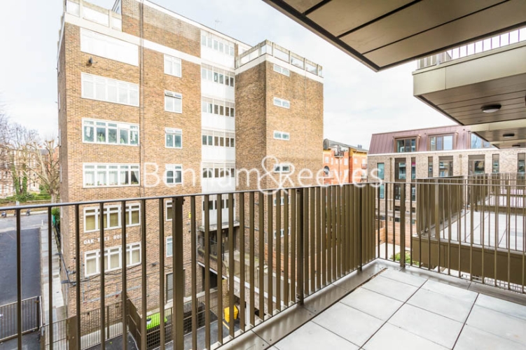 3  bedrooms flat to rent in Masefield Court, Maida Vale, W9-image 5