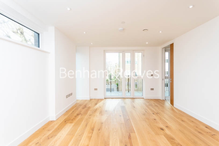 3 bedrooms flat to rent in Masefield Court, Maida Vale, W9-image 11