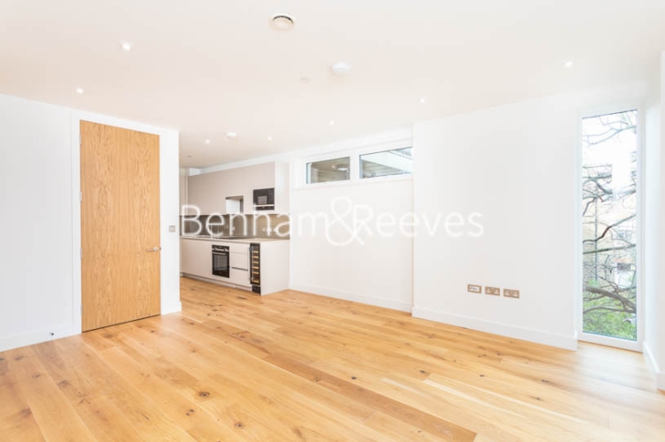 3 bedrooms flat to rent in Masefield Court, Maida Vale, W9-image 14