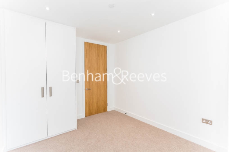 3 bedrooms flat to rent in Masefield Court, Maida Vale, W9-image 18