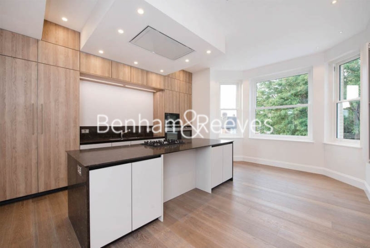 3 bedrooms flat to rent in Arkwright Rd, Hampstead, NW3-image 1