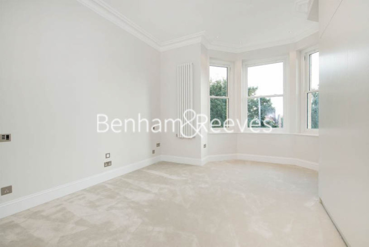 3 bedrooms flat to rent in Arkwright Rd, Hampstead, NW3-image 4