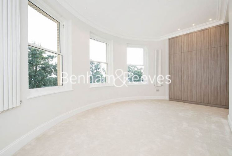 3 bedrooms flat to rent in Arkwright Rd, Hampstead, NW3-image 10