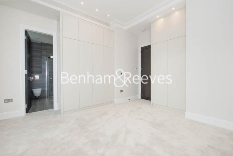 3 bedrooms flat to rent in Arkwright Rd, Hampstead, NW3-image 11