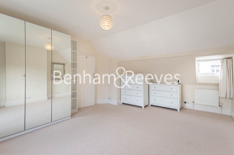 4  bedrooms flat to rent in Park Avenue, Hampstead, NW11-image 16