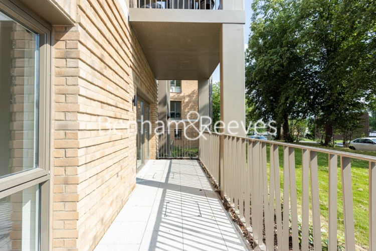 1  bedroom flat to rent in Buttercup apartments, Mill Hill East, NW7-image 5