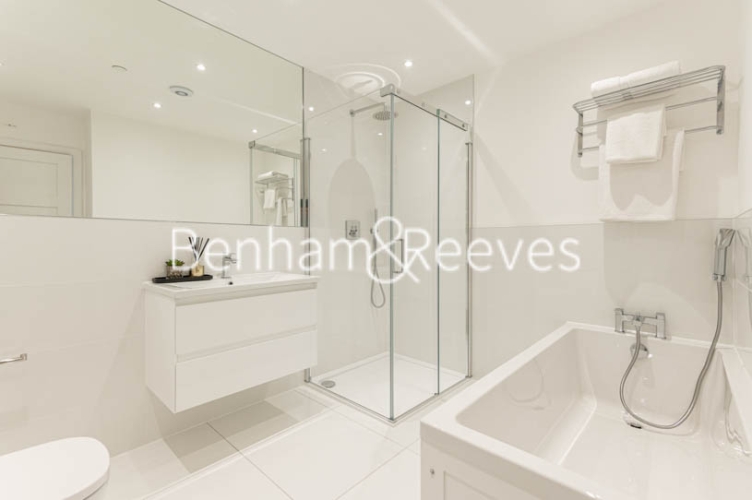 4 bedrooms house to rent in Coachworks Mews, Hampstead, NW2-image 4