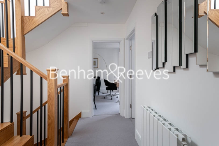 4  bedrooms house to rent in Coachworks Mews, Hampstead, NW2-image 17