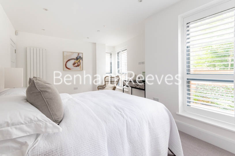 4 bedrooms house to rent in Coachworks Mews, Hampstead, NW2-image 20