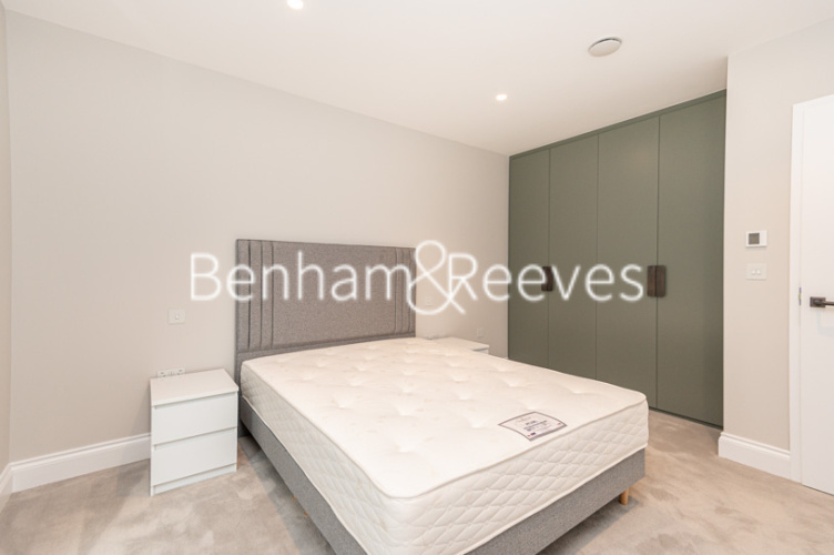 1  bedroom flat to rent in Explorer Way, Hampstead, NW7-image 9