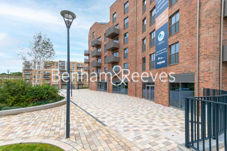 1 bedroom flat to rent in Explorer Way, Hampstead, NW7-image 13