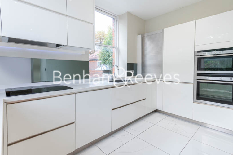 3  bedrooms flat to rent in Ladywell Court, Hampstead, NW3-image 7