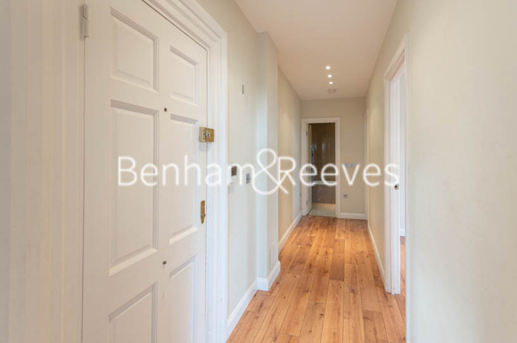 3 bedrooms flat to rent in Ladywell Court, Hampstead, NW3-image 9