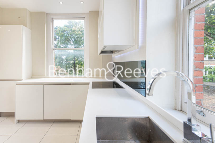 3  bedrooms flat to rent in Ladywell Court, Hampstead, NW3-image 12