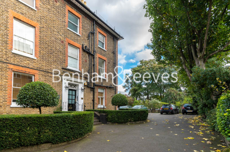 3 bedrooms flat to rent in Ladywell Court, Hampstead, NW3-image 16