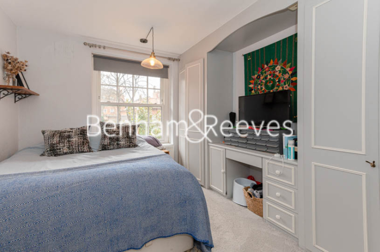 3  bedrooms flat to rent in Charlbert street, St john wood, NW8-image 8